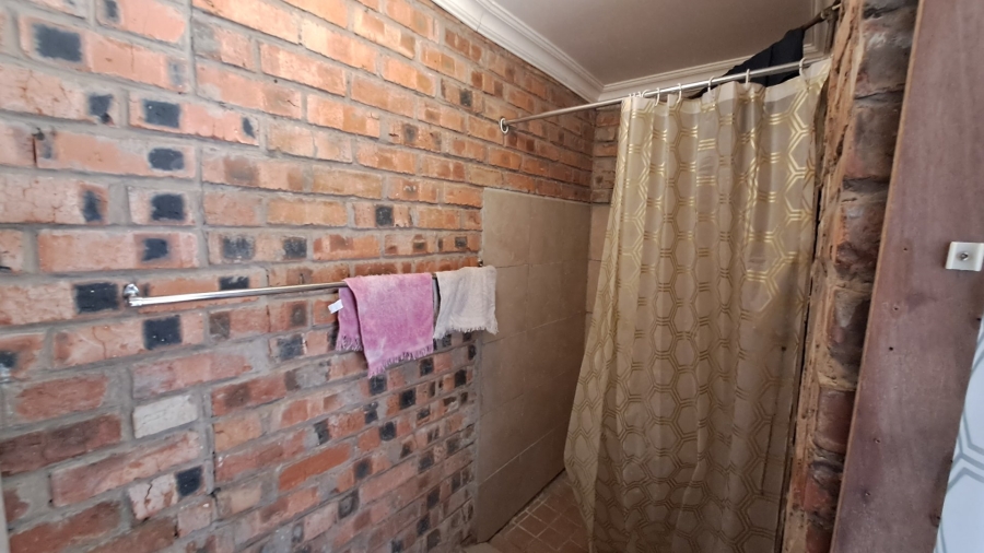 14 Bedroom Property for Sale in Universitas Free State